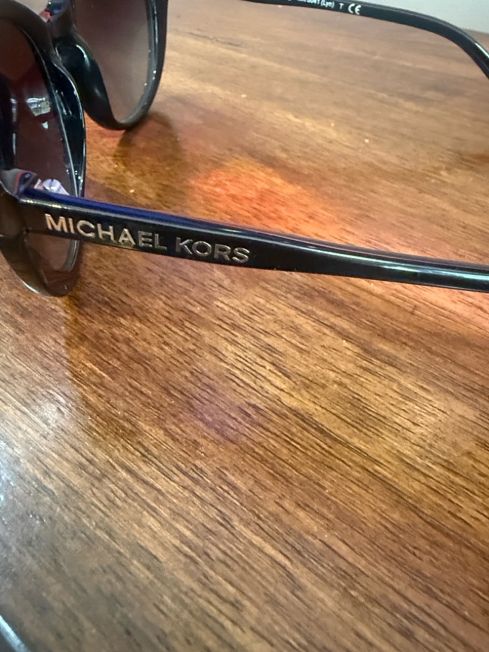 Michael Kors MK 6041 Lyn Cat Eye Sunglasses Black Gradient w/ Case - Picture 10 of 12